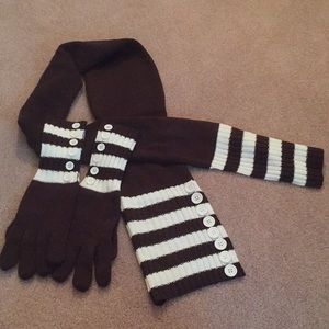Scarf and Gloves Set